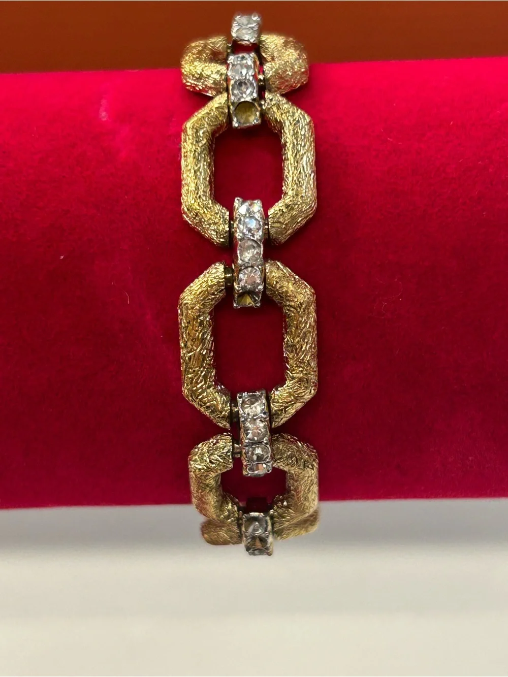 Fabulous vintage Atwood Sawyer gold plated couture style bracelet